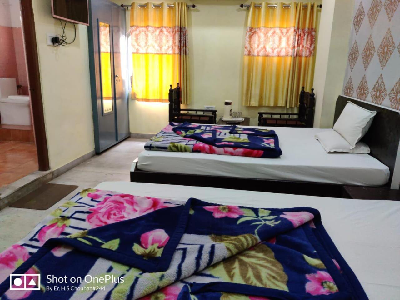 Hotel Gokul Palace Udaipur Extérieur photo