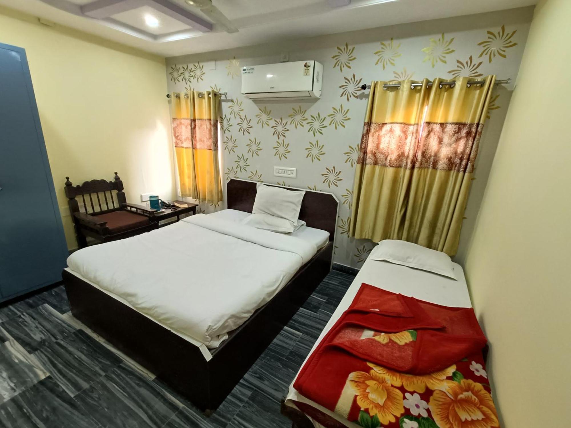 Hotel Gokul Palace Udaipur Extérieur photo