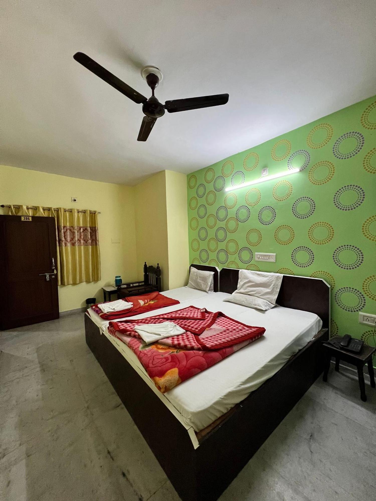 Hotel Gokul Palace Udaipur Extérieur photo