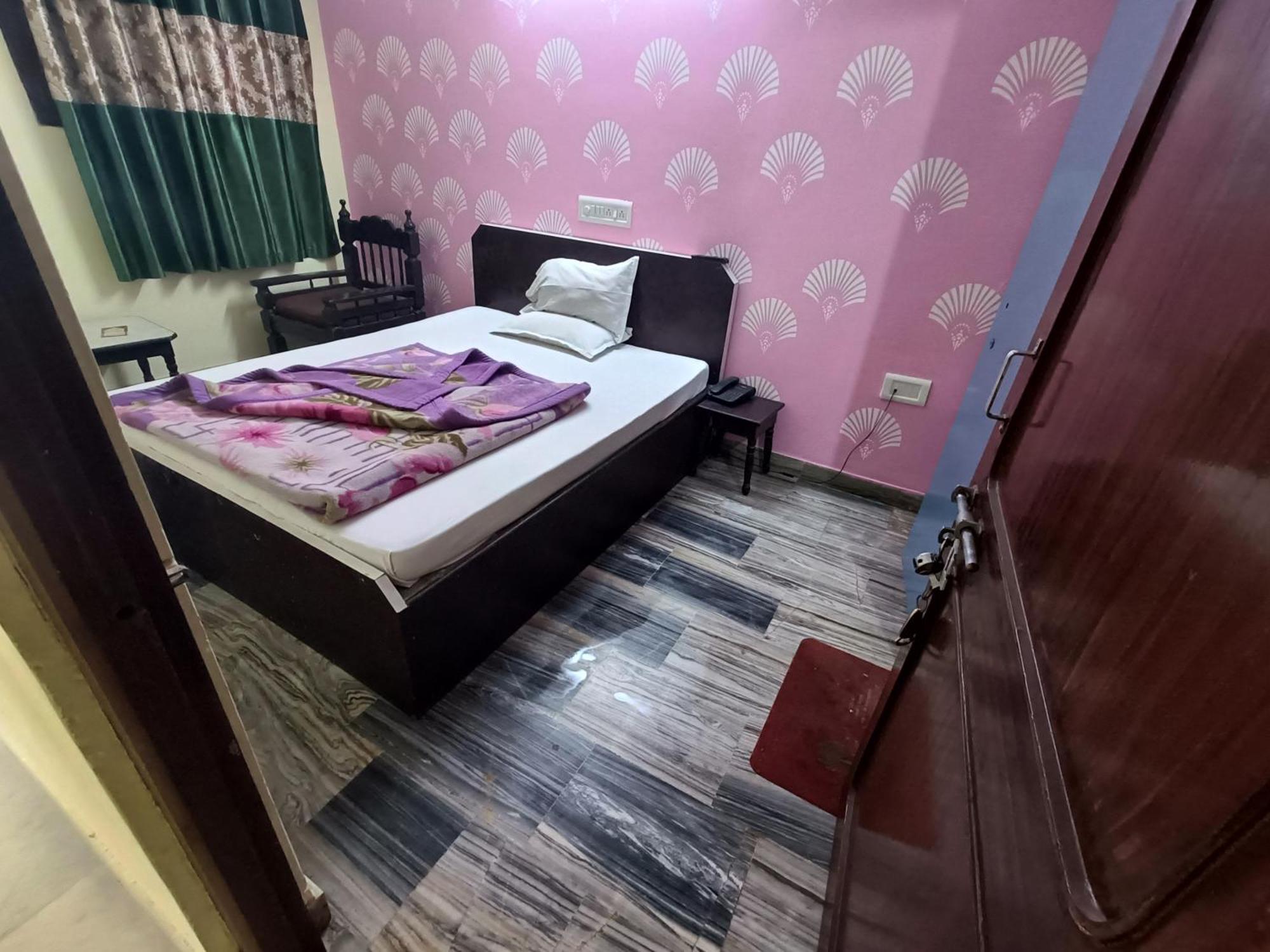 Hotel Gokul Palace Udaipur Extérieur photo